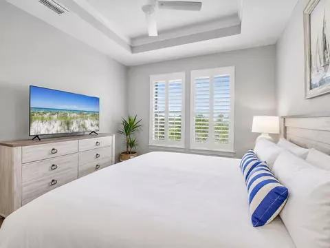 Bedroom - 476 Seacrest Dr, Inlet Beach, FL 32461 photo 5 of 13