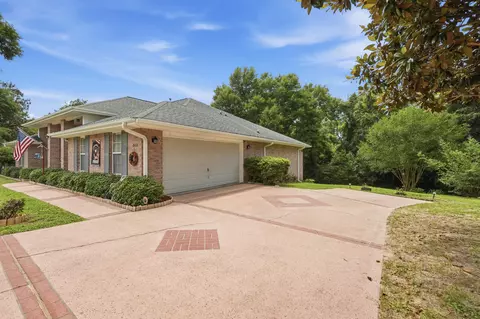 Other - 2612 Paddock Cir, Crestview, FL 32536 photo 2 of 12
