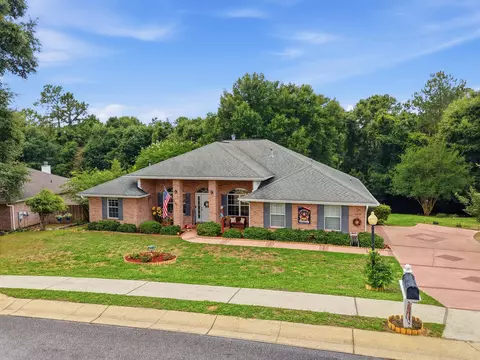 View/Area - 2612 Paddock Cir, Crestview, FL 32536 photo 1 of 2