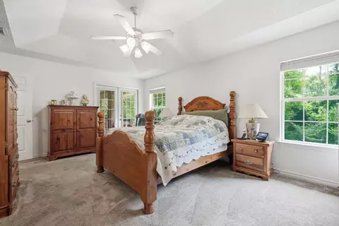 Bedroom - 2612 Paddock Cir, Crestview, FL 32536 photo 3 of 7