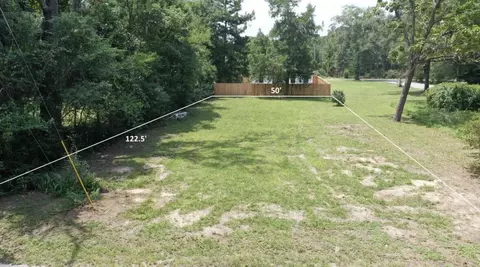 18 Water St, Defuniak Springs, FL 32435