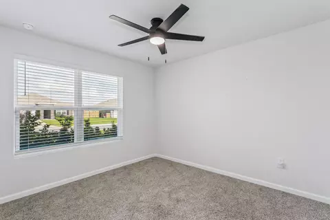 Bedroom - 5529 Silverbell Dr, Milton, FL 32583 photo 3 of 4