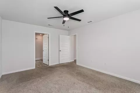 Bedroom - 5529 Silverbell Dr, Milton, FL 32583 photo 1 of 4
