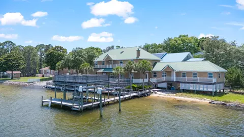 1747 18th St, Niceville, FL 32578