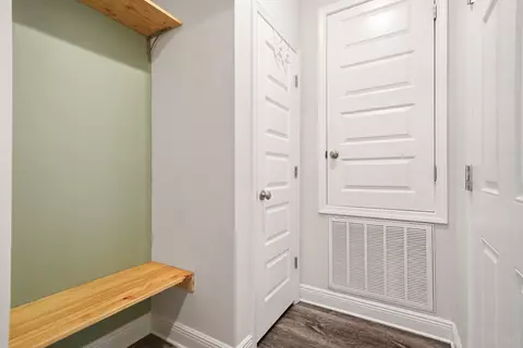 Entry Way - 451 Lightning Bug Ln, Freeport, FL 32439 photo 2 of 4