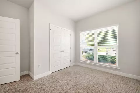 Bedroom - 451 Lightning Bug Ln, Freeport, FL 32439 photo 6 of 8