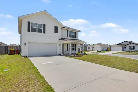 Exterior - 937 Sandbar Loop, Crestview, FL 32539 photo 3 of 7