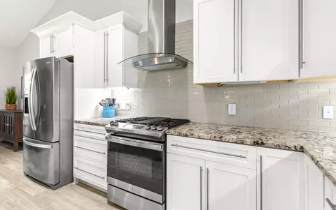 Kitchen - 101 Alicia Dr, Crestview, FL 32536 photo 5 of 6