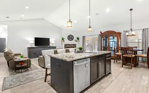 Kitchen - 101 Alicia Dr, Crestview, FL 32536 photo 6 of 6