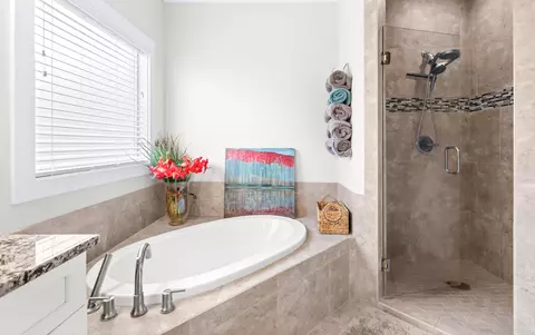 Bath - 101 Alicia Dr, Crestview, FL 32536 photo 2 of 6