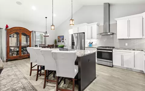Kitchen - 101 Alicia Dr, Crestview, FL 32536 photo 1 of 6