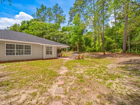 Exterior - 375 Ridge Lake Rd, Crestview, FL 32536 photo 16 of 17