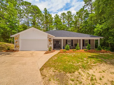 Exterior - 375 Ridge Lake Rd, Crestview, FL 32536 photo 8 of 17