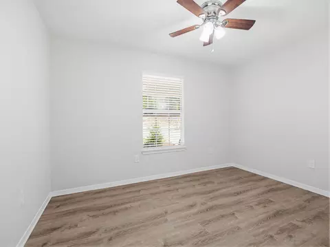 Bedroom - 375 Ridge Lake Rd, Crestview, FL 32536 photo 1 of 9