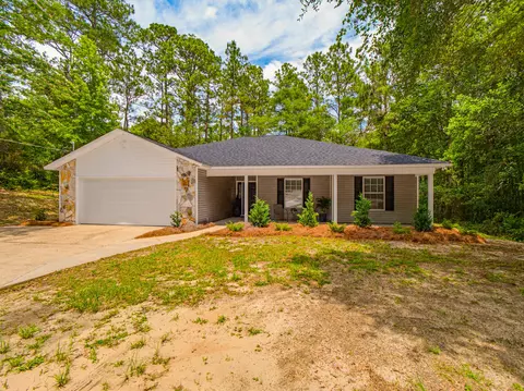 Exterior - 375 Ridge Lake Rd, Crestview, FL 32536 photo 9 of 17