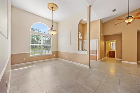 Living - 103 Par Ct, Crestview, FL 32536 photo 2 of 9