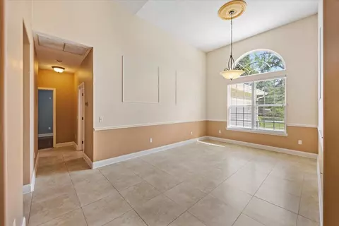 Living - 103 Par Ct, Crestview, FL 32536 photo 3 of 9