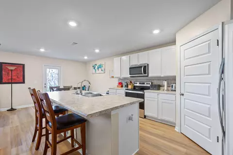 Kitchen - 4335 White Cedar Ct, Pace, FL 32571 photo 1 of 2