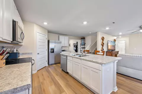 Kitchen - 4335 White Cedar Ct, Pace, FL 32571 photo 2 of 2