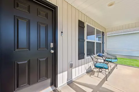 Exterior - 4335 White Cedar Ct, Pace, FL 32571 photo 6 of 9