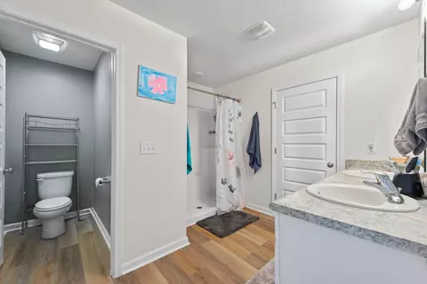 Bath - 4335 White Cedar Ct, Pace, FL 32571 photo 1 of 3