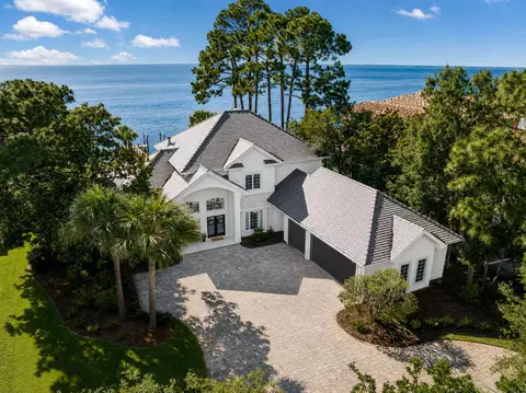 3217 Bay Estates Cir, Miramar Beach, FL 32550