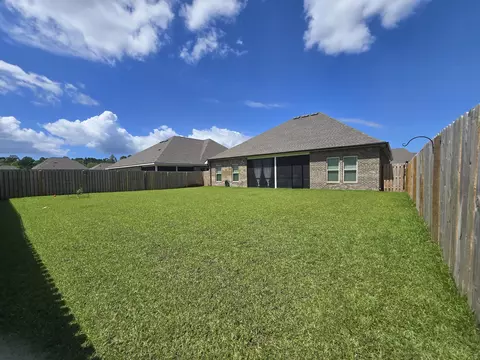 53 Lumen Loop, Freeport, FL 32439