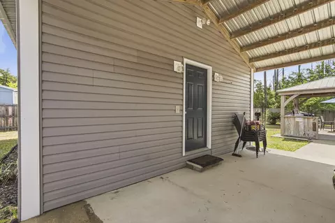 Exterior - 2458 County Highway 3280, Freeport, FL 32439 photo 3 of 7