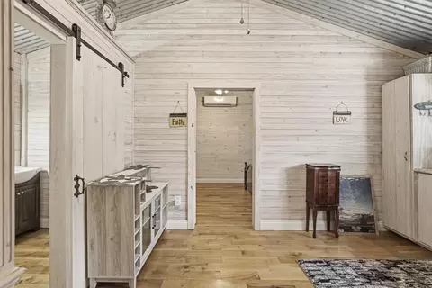 Entry Way - 2458 County Highway 3280, Freeport, FL 32439 photo 8 of 9
