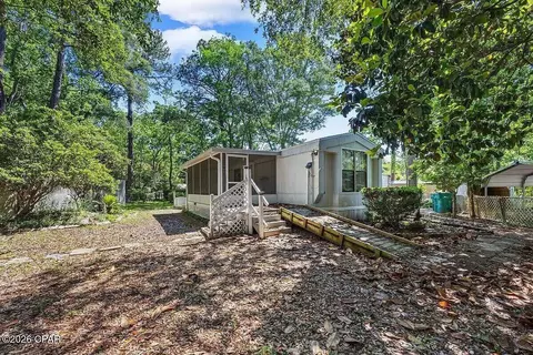 2 Sarah Ln, Fort Walton Beach, FL 32547