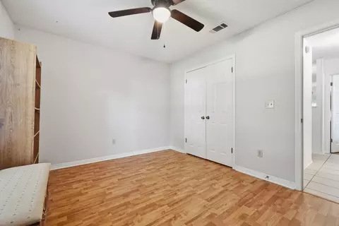 Bedroom - 128 Twin Oak Dr, Crestview, FL 32536 photo 3 of 3