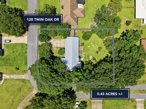 View/Area - 128 Twin Oak Dr, Crestview, FL 32536 photo 1 of 3