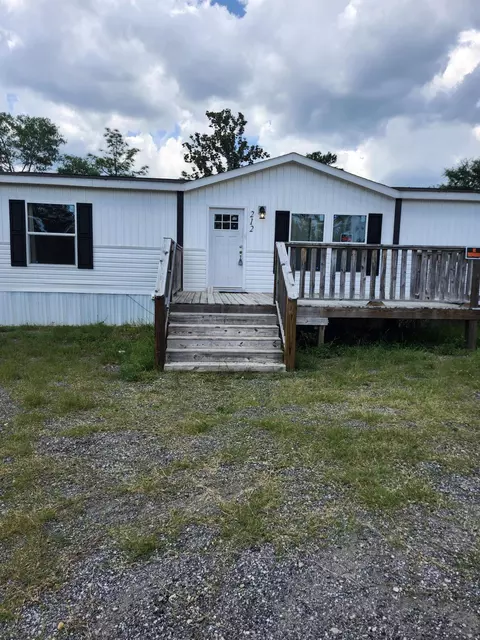 212 W Juniper Ave, Defuniak Springs, FL 32433