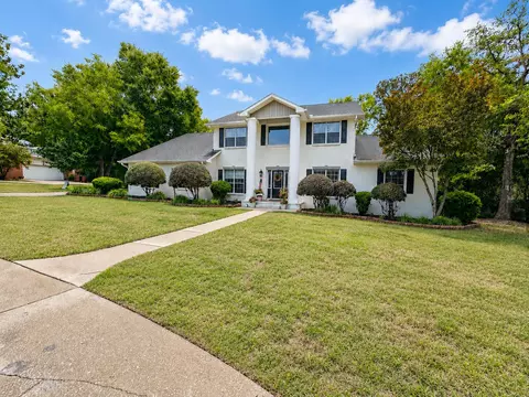 122 Old South Dr, Crestview, FL 32536