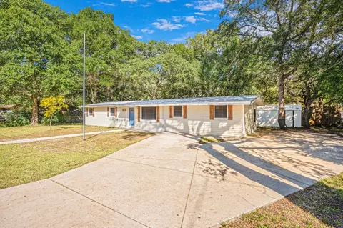 205 Pine St, Fort Walton Beach, FL 32548