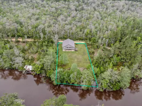 264 Johns Ln, Freeport, FL 32439