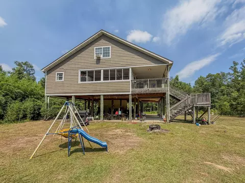 Exterior - 264 Johns Ln, Freeport, FL 32439 photo 9 of 9
