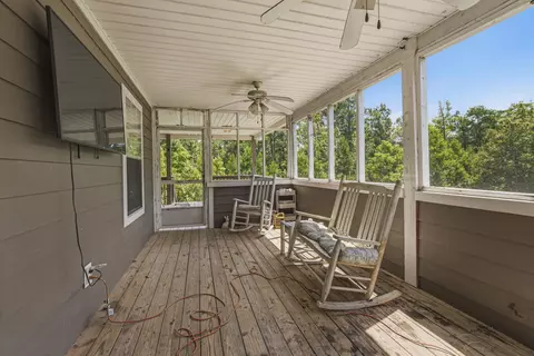 Exterior - 264 Johns Ln, Freeport, FL 32439 photo 1 of 9