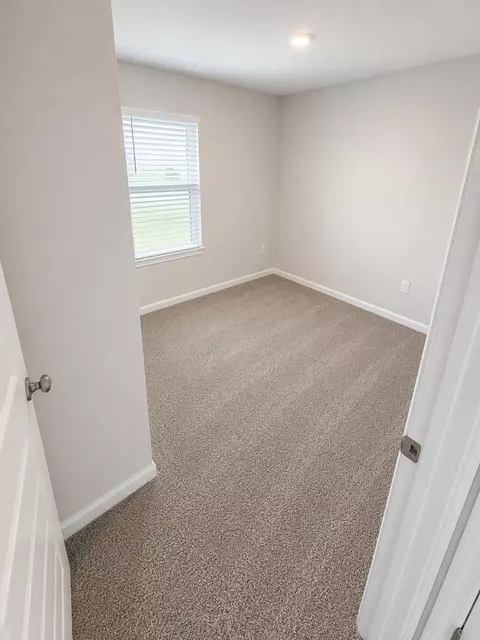 Bedroom - 3105 Tricia Cir, Crestview, FL 32539 photo 3 of 4