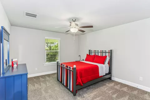 Bedroom - 6641 Prosperity Ln, Milton, FL 32570 photo 5 of 6