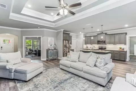 Entry Way - 6641 Prosperity Ln, Milton, FL 32570 photo 1 of 4