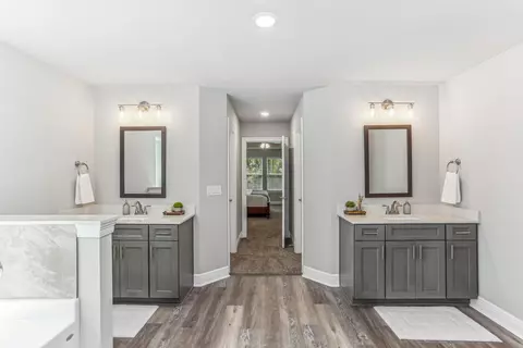 Entry Way - 6641 Prosperity Ln, Milton, FL 32570 photo 4 of 4