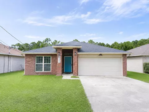 8924 Quail Roost Dr, Navarre, FL 32566