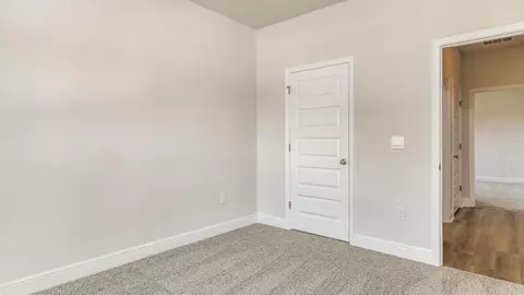 Bedroom - 5745 Dearing St, Crestview, FL 32539 photo 9 of 10