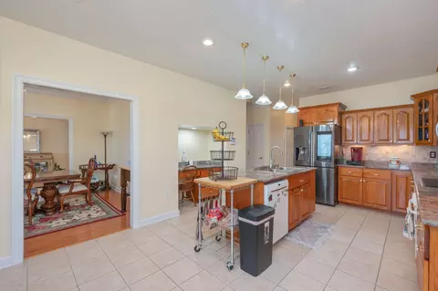 Kitchen - 3933 Painter Branch Rd, Crestview, FL 32539 photo 1 of 7