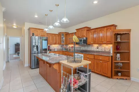Kitchen - 3933 Painter Branch Rd, Crestview, FL 32539 photo 2 of 7