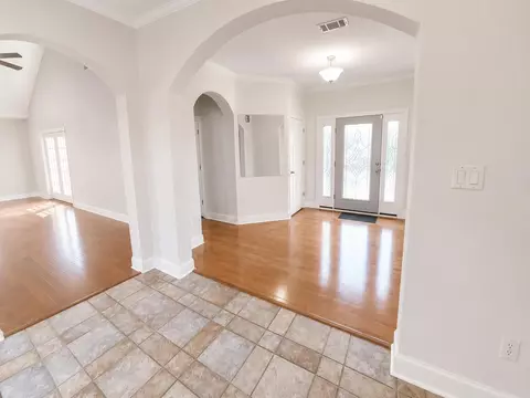 Entry Way - 147 Dover Ln, Freeport, FL 32439 photo 1 of 1