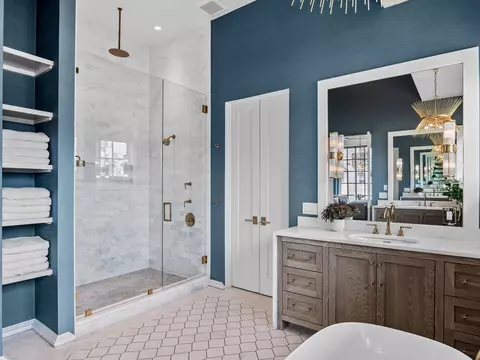 Bath - 71 Norman Ct, Watersound, FL 32461 photo 3 of 6