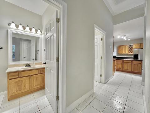 Entry Way - 4683 Lovegrass Ln, Crestview, FL 32539 photo 4 of 5