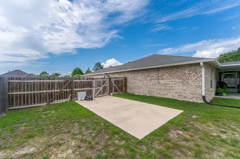 Exterior - 6313 Antigone Cir, Crestview, FL 32536 photo 11 of 12